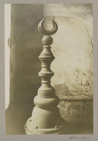 K.A.C. Creswell, Dome finial in the mausoleum of Mamluk Sultan Qansuh al-Ghuri, Cairo