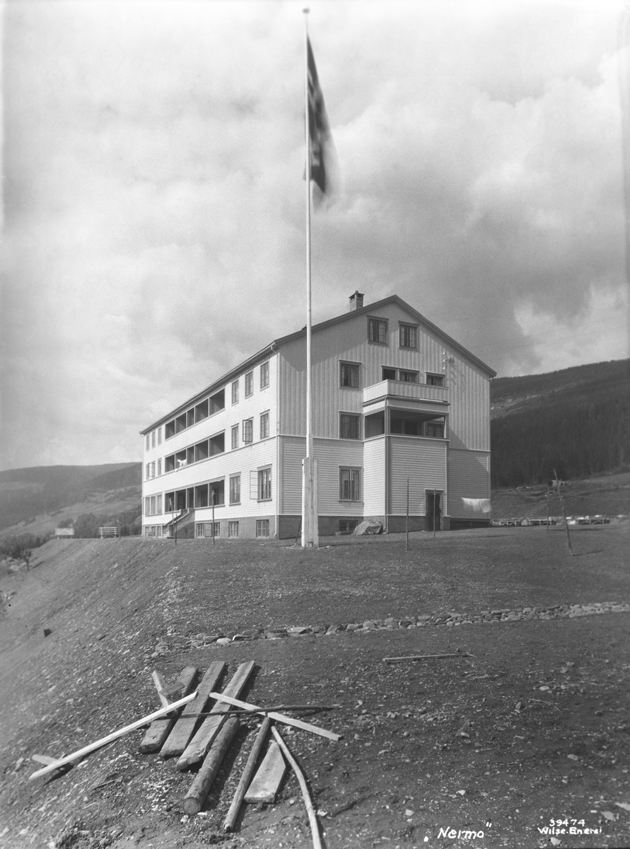 Anders Beer Wilse, Prot: Nermo Turisthotel