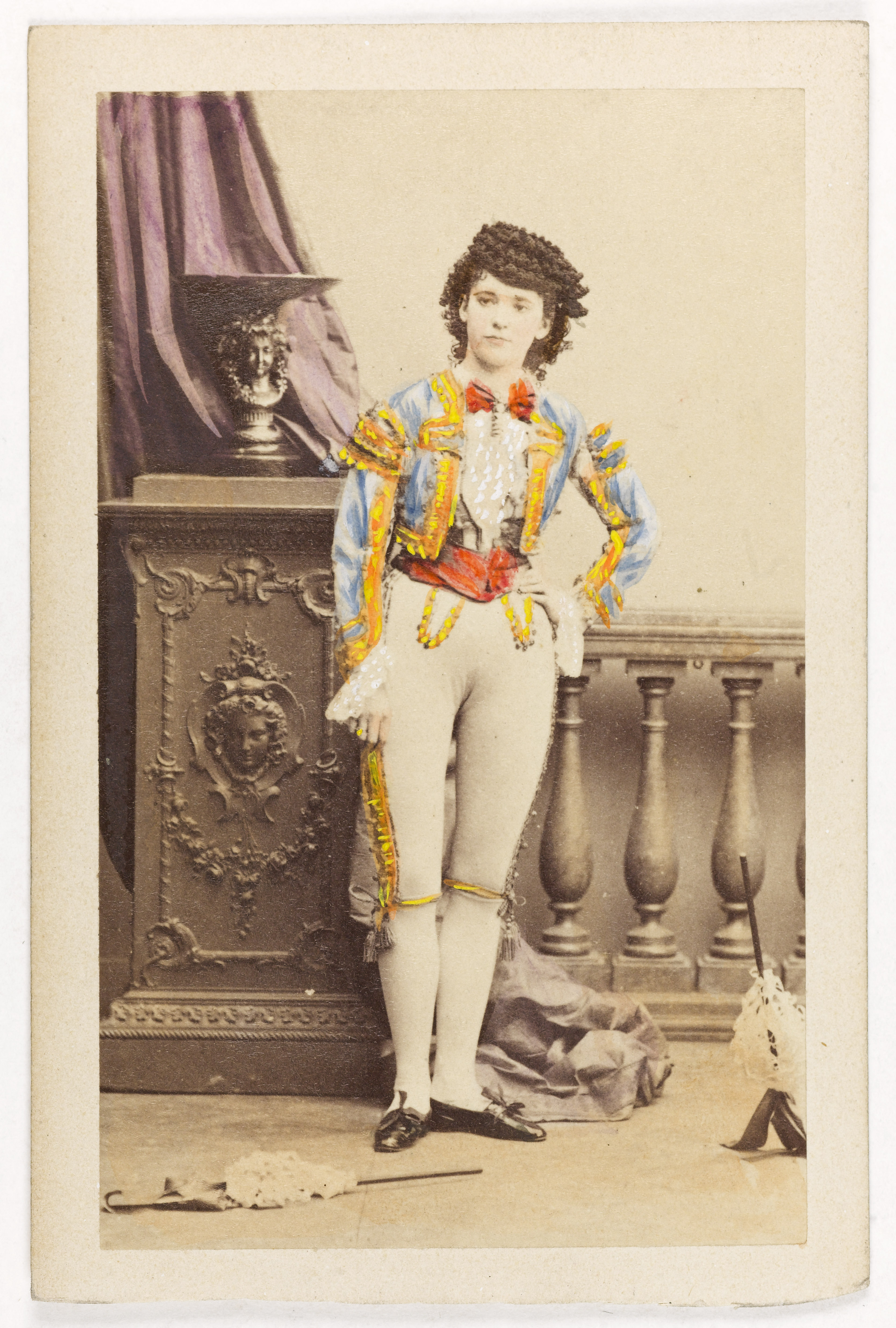 André-Adolphe-Eugène Disdéri, Portrait de Mlle Troisvallets, danseuse