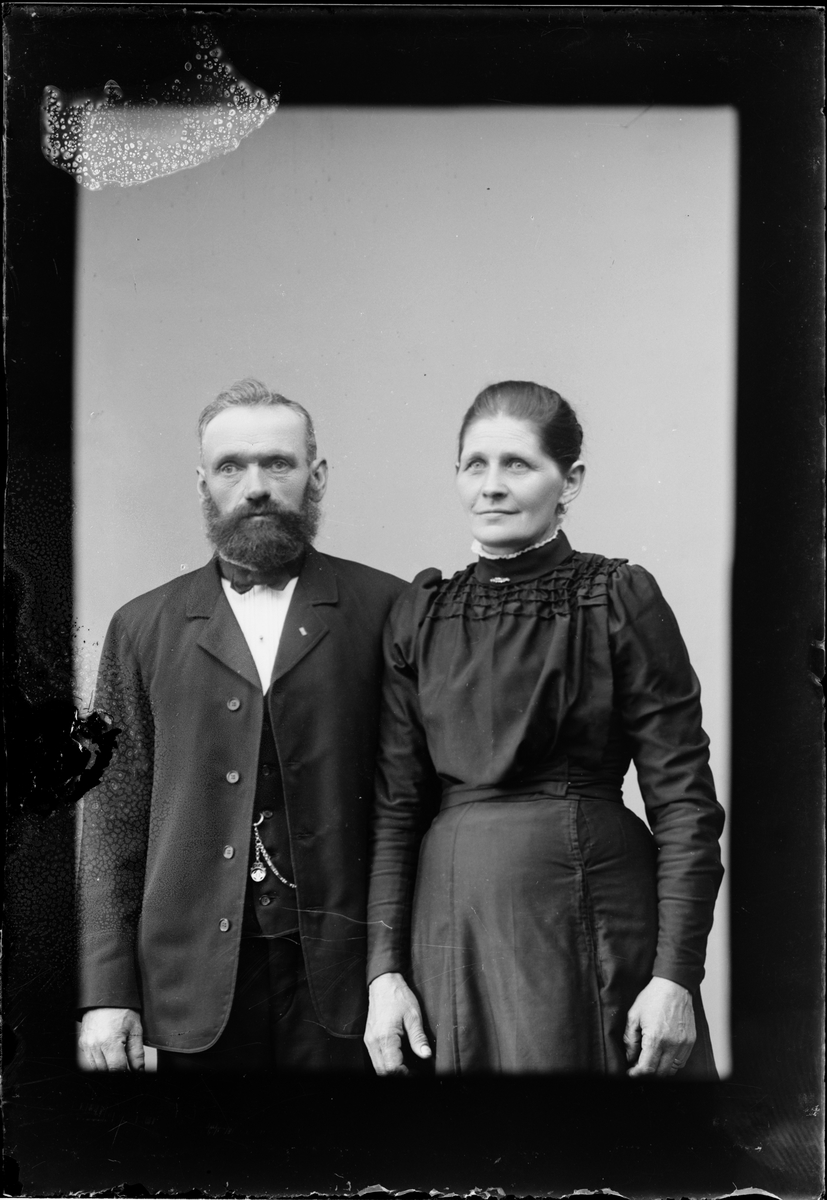Skötsner-Edhlund, Ateljé Portrait - Man and Woman, Östhammar, Uppland