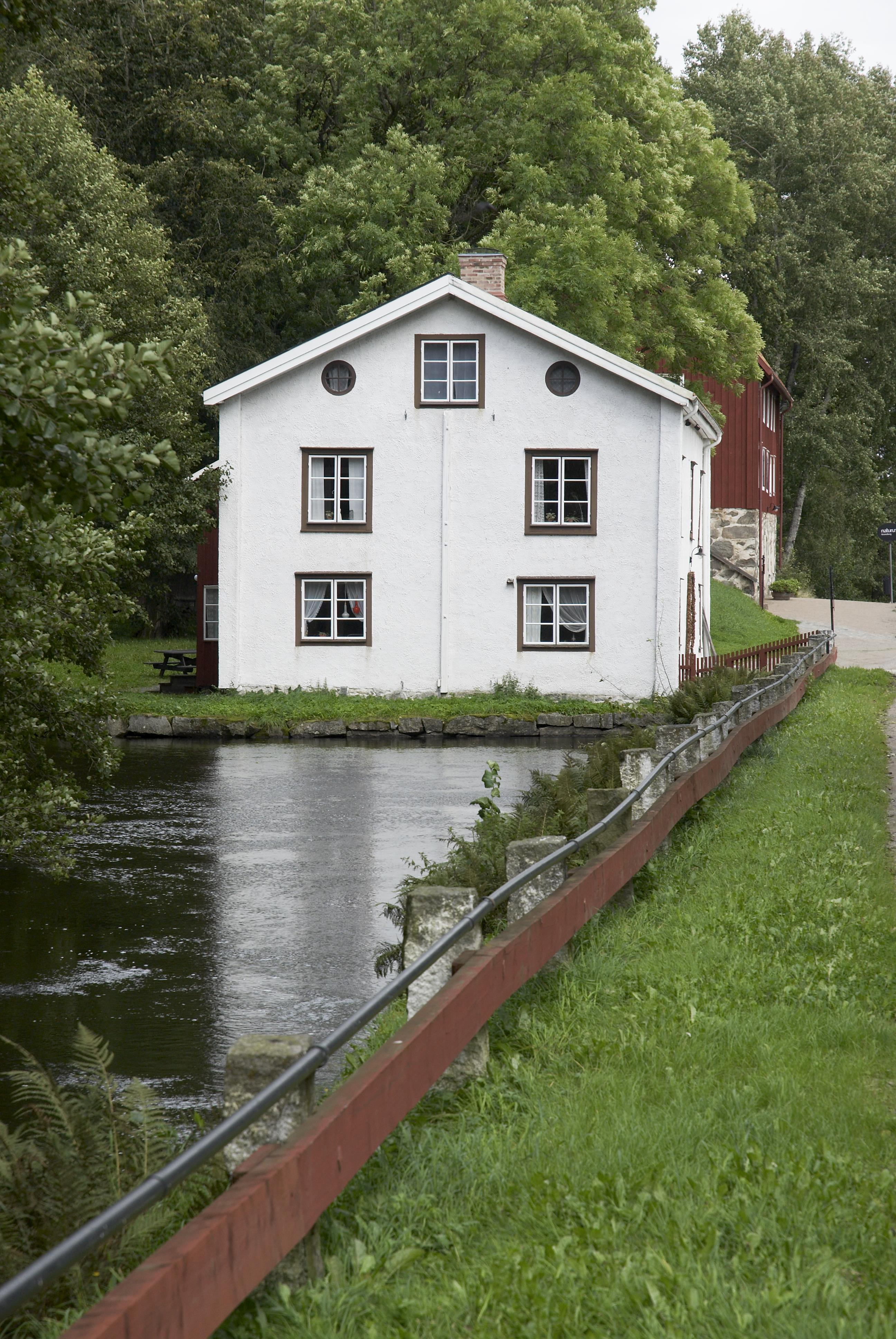 Bengt A Lundberg, Huseby bruk