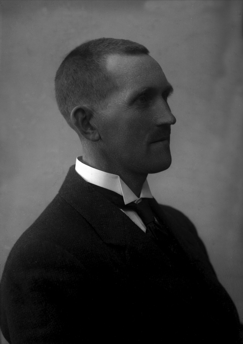 Gustav Borgen, NFB.08989