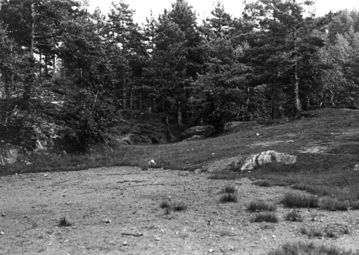 Anna Grostøl, Utsikt fra Eikså gård i Marnadal 1941.
