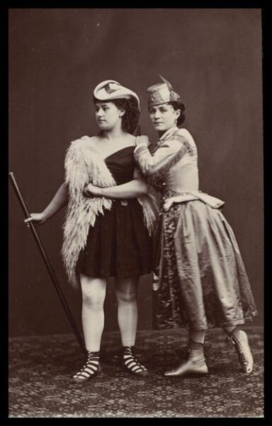 London Stereoscopic and Photographic Company, Guy Little Theatrical Photograph