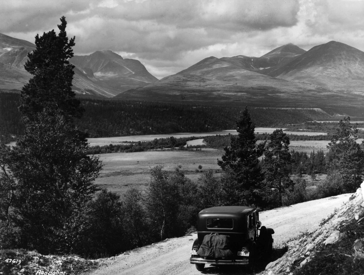 Anders Beer Wilse, Landskap Samferdsel Bil Rondane Atnsjoen.