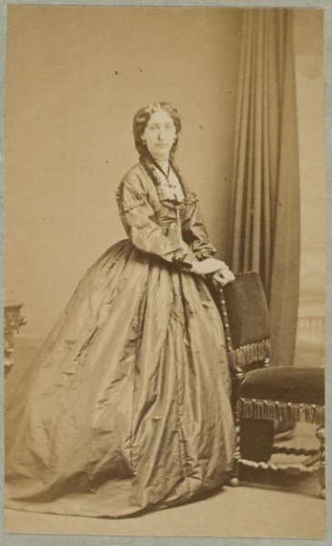 Unknown, Carte-de-visite photographs (480). Four photographs  are dry-mounted to each sheet (120).