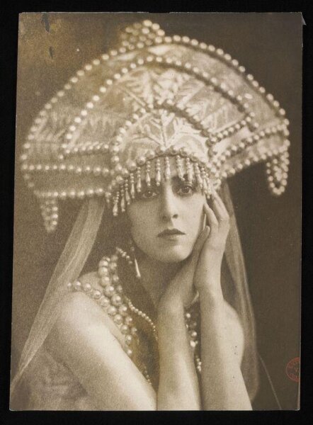 Unknown, Les Contes Russes