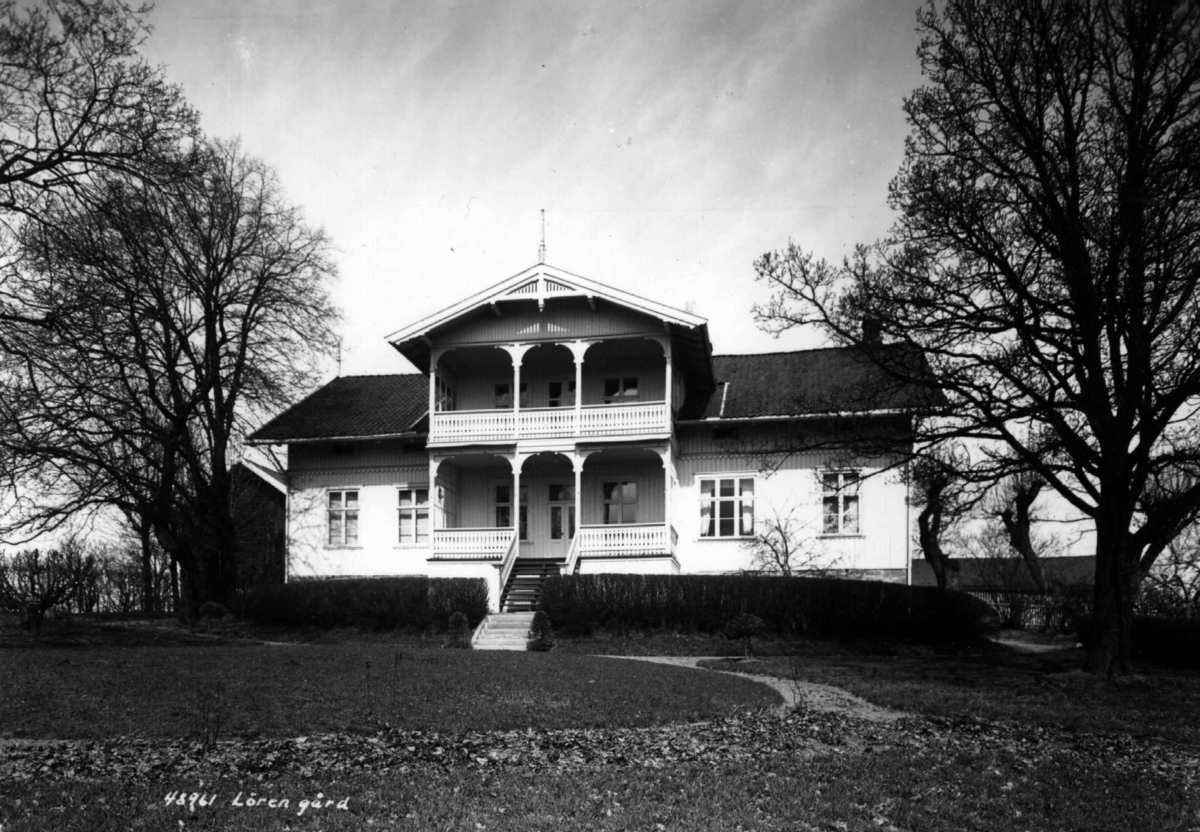 Anders Beer Wilse, Løren Gård, Oslo, Østre Aker. Våningshuset sett fra hagen.