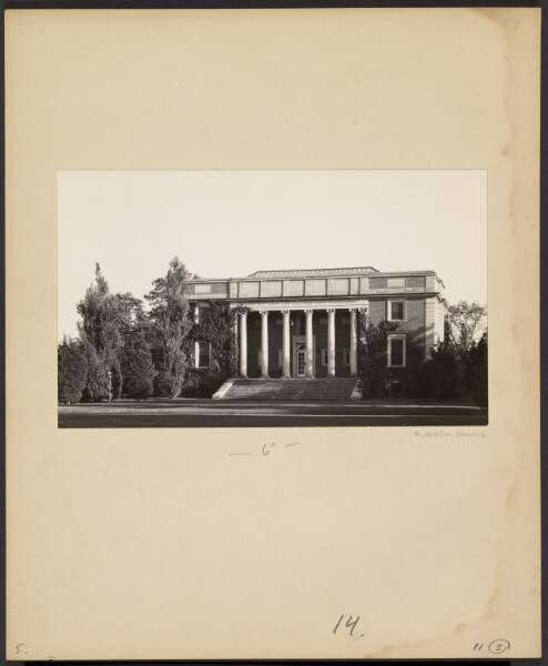Walker Evans, [Wheaton College: View of the Library (1923)]