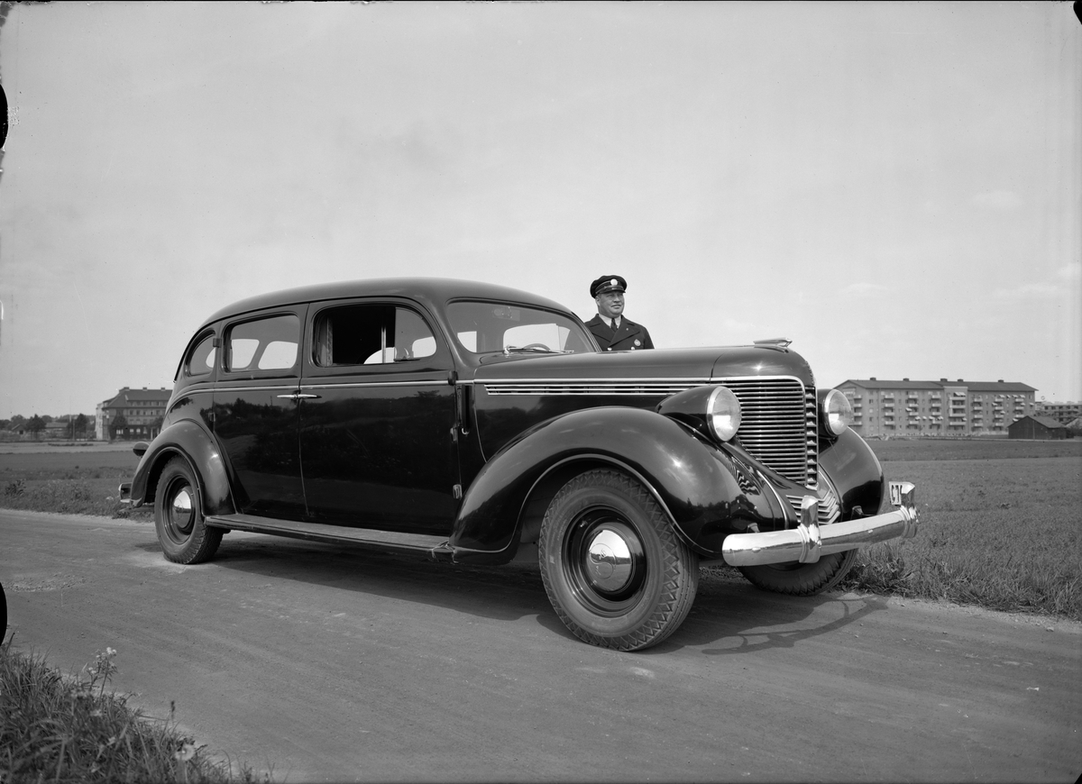 Paul Sandberg, Chaufför och bil, Uppsala 1938