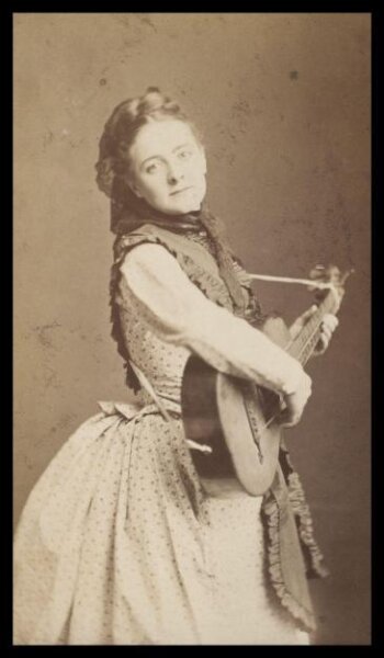 London Stereoscopic and Photographic Company, Guy Little Theatrical Photograph