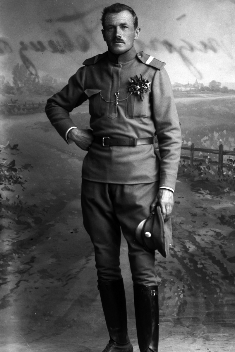 Christian Grundseth, TCHENZOW GRIGORI, HELFIG. , UNIFORM, 20592