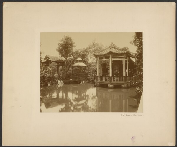 John Thomson, [Garden. Canton]