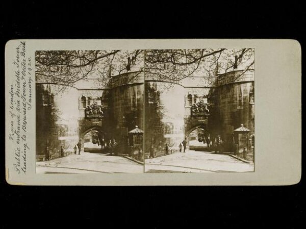 Unknown, Stereoscopic photograph of the Tower of London