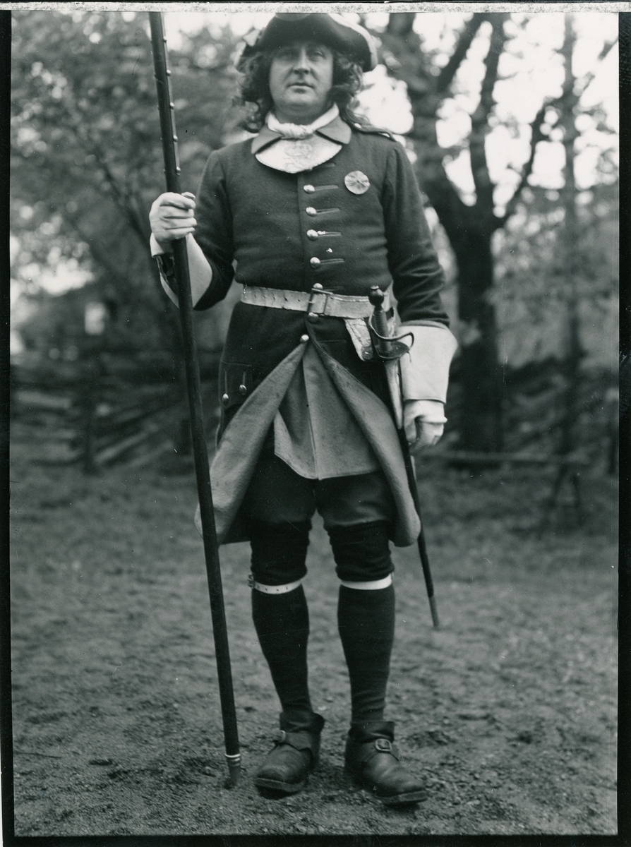 Okänd,, Man in a Carolinian uniform Harkbergafesten, Uppland 1936