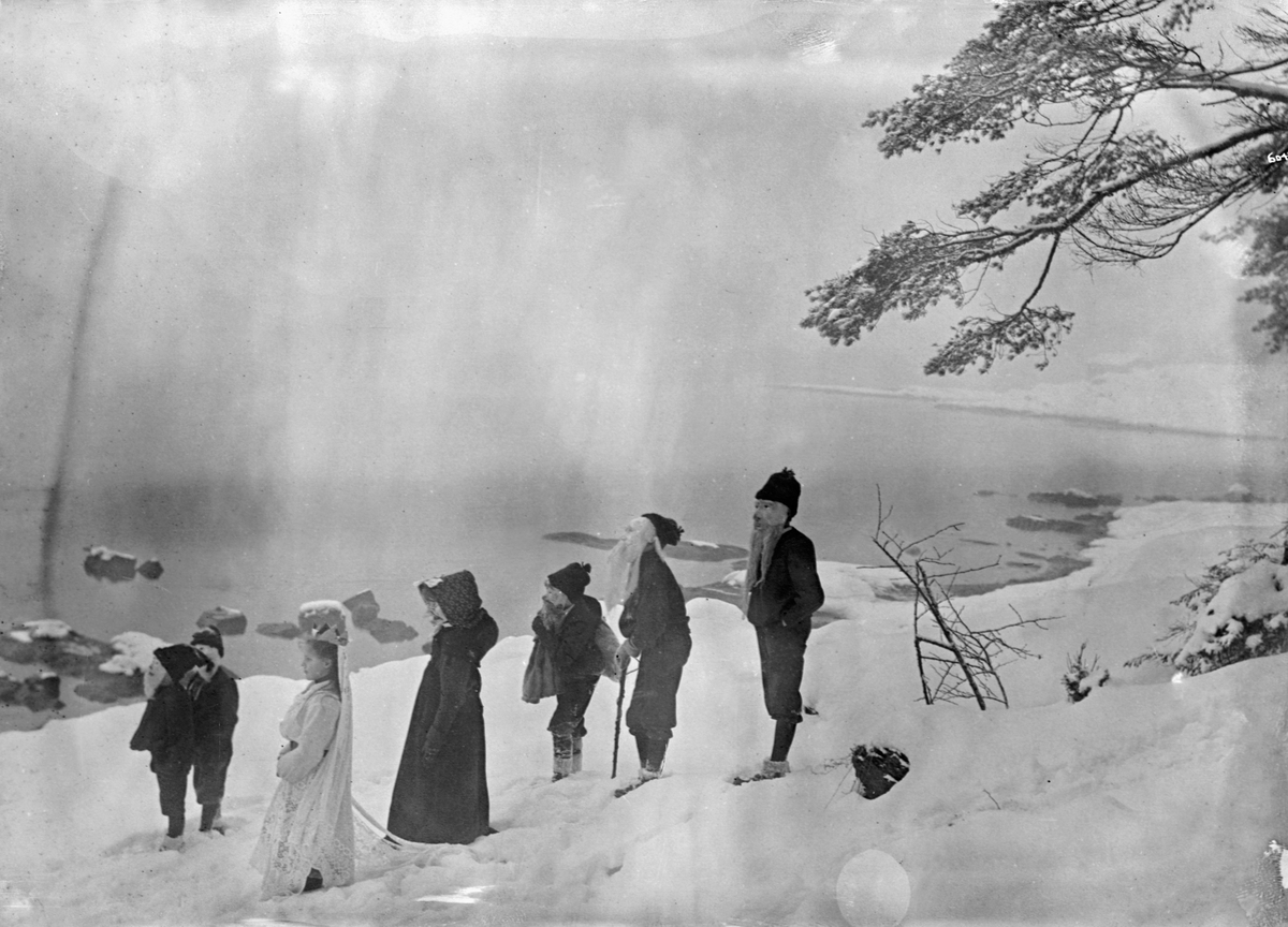 Anders Beer Wilse, Prot: Maias Drøm - kommer til Stranden 1907