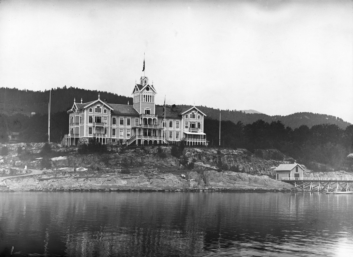 Axel Lindahl, Prot: Molde Grand hotel