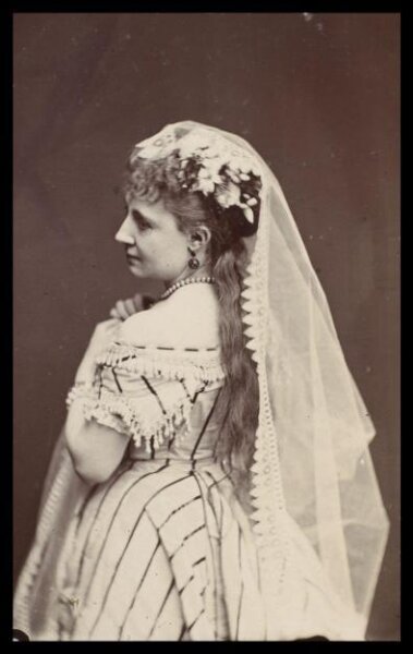 London Stereoscopic and Photographic Company, Guy Little Theatrical Photograph