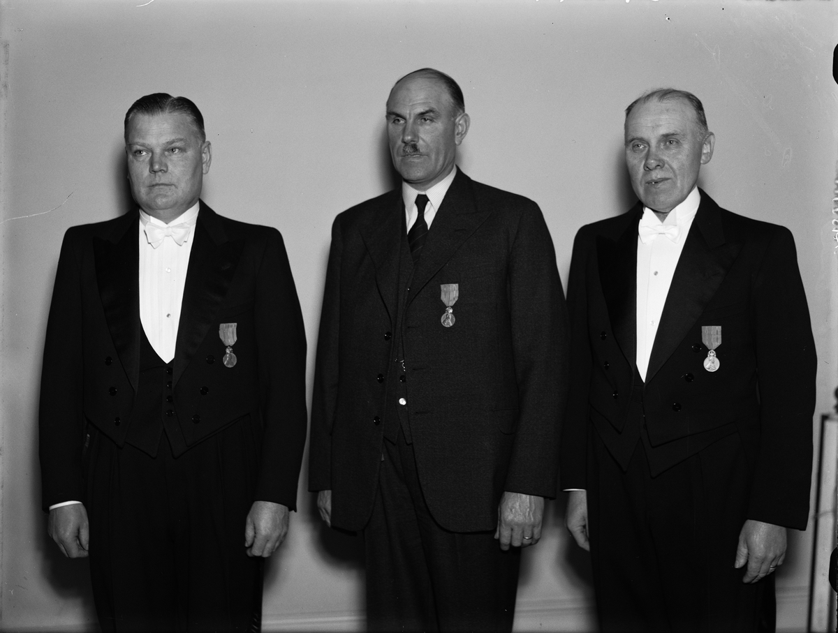 Paul Sandberg, “University students medals” - Academic Guardians Karl Vilhelm Ericsson, engineer Knut Algot Ek and academy foresters Johan Harald Berglund, Uppsala 1942