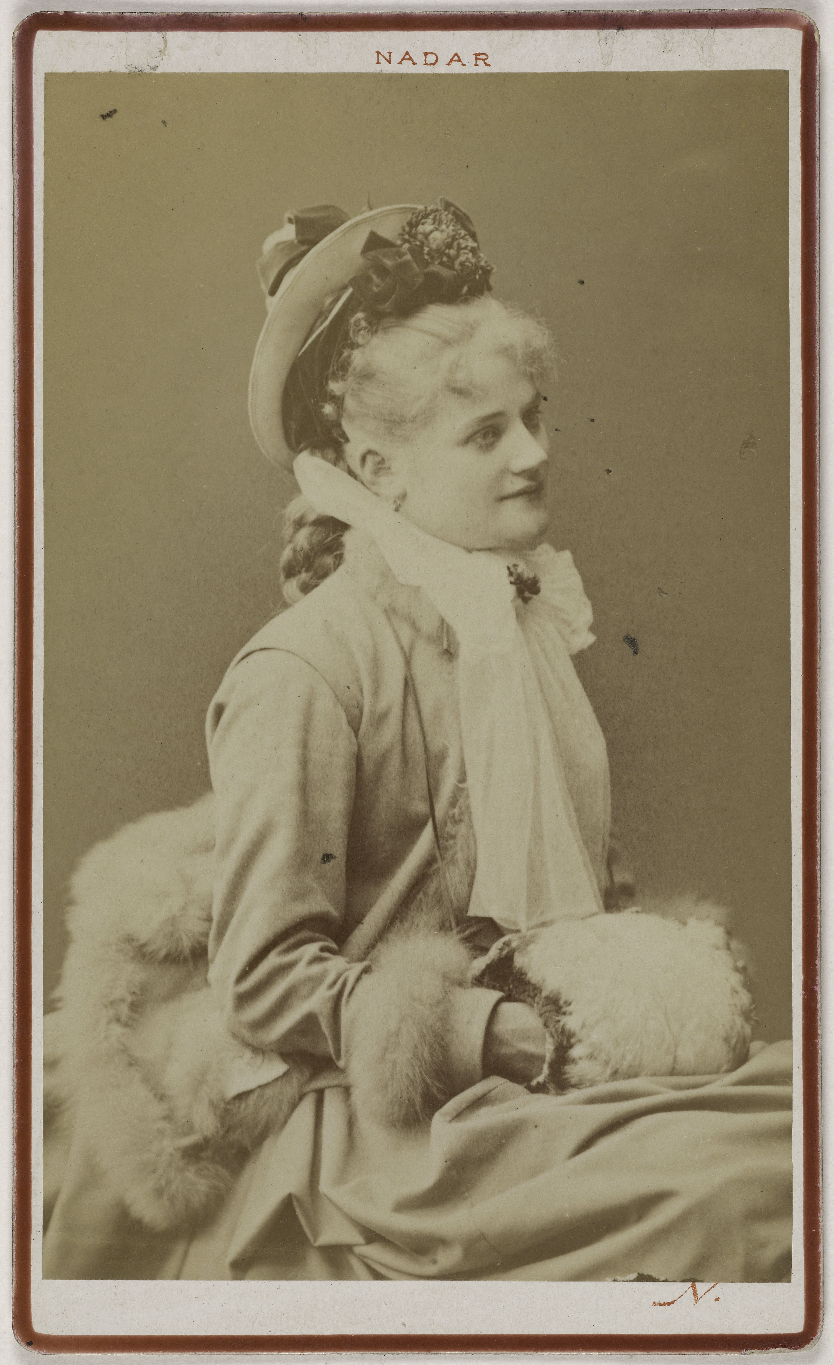 Atelier Nadar, Portrait de Defarge (actrice aux Bouffes)
