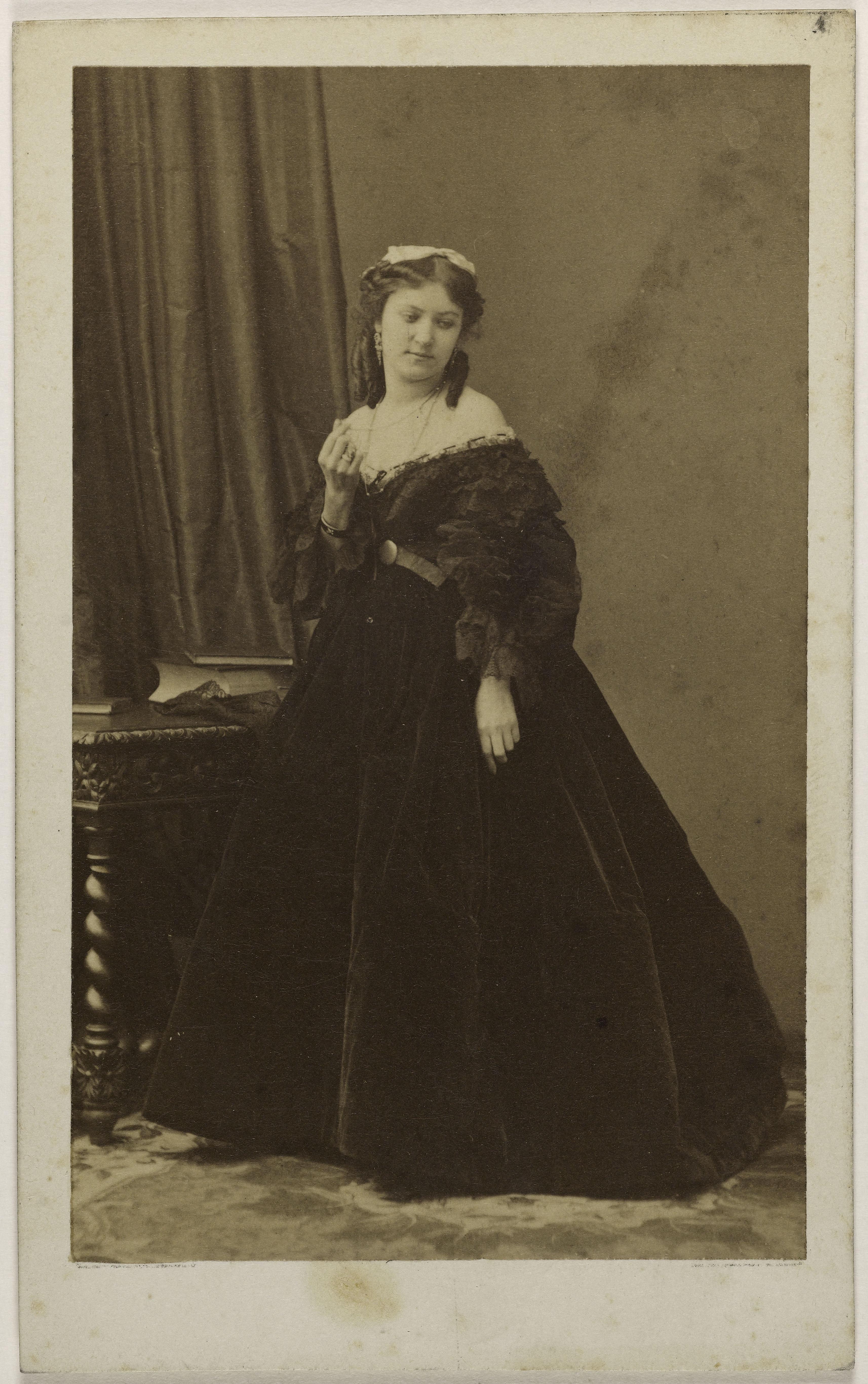 Disderi & Cie, Portrait de Beau, Juliette, (Princesse Tyskiewiez), (actrice)