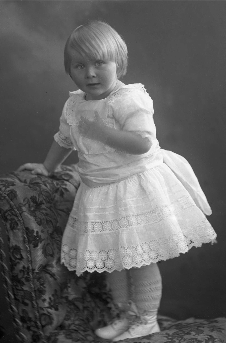 Gustav Borgen, NFB.44674