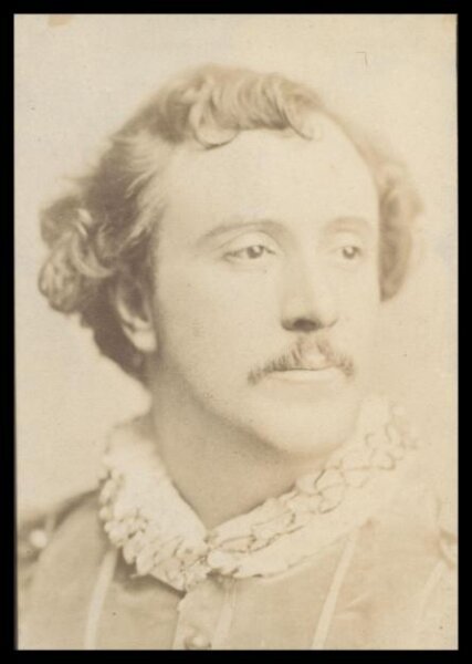 London Stereoscopic and Photographic Company, Guy Little Theatrical Photograph