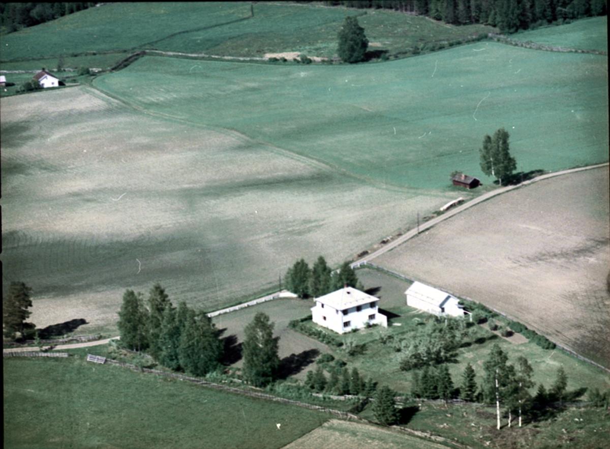 Widerøes Flyveselskap A/S, FLYFOTO SOLHAUG, FØRÅA, ILSENG