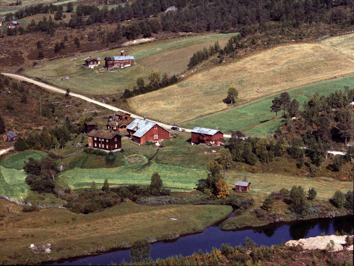 Widerøes Flyveselskap A/S, Gårdsbruk.