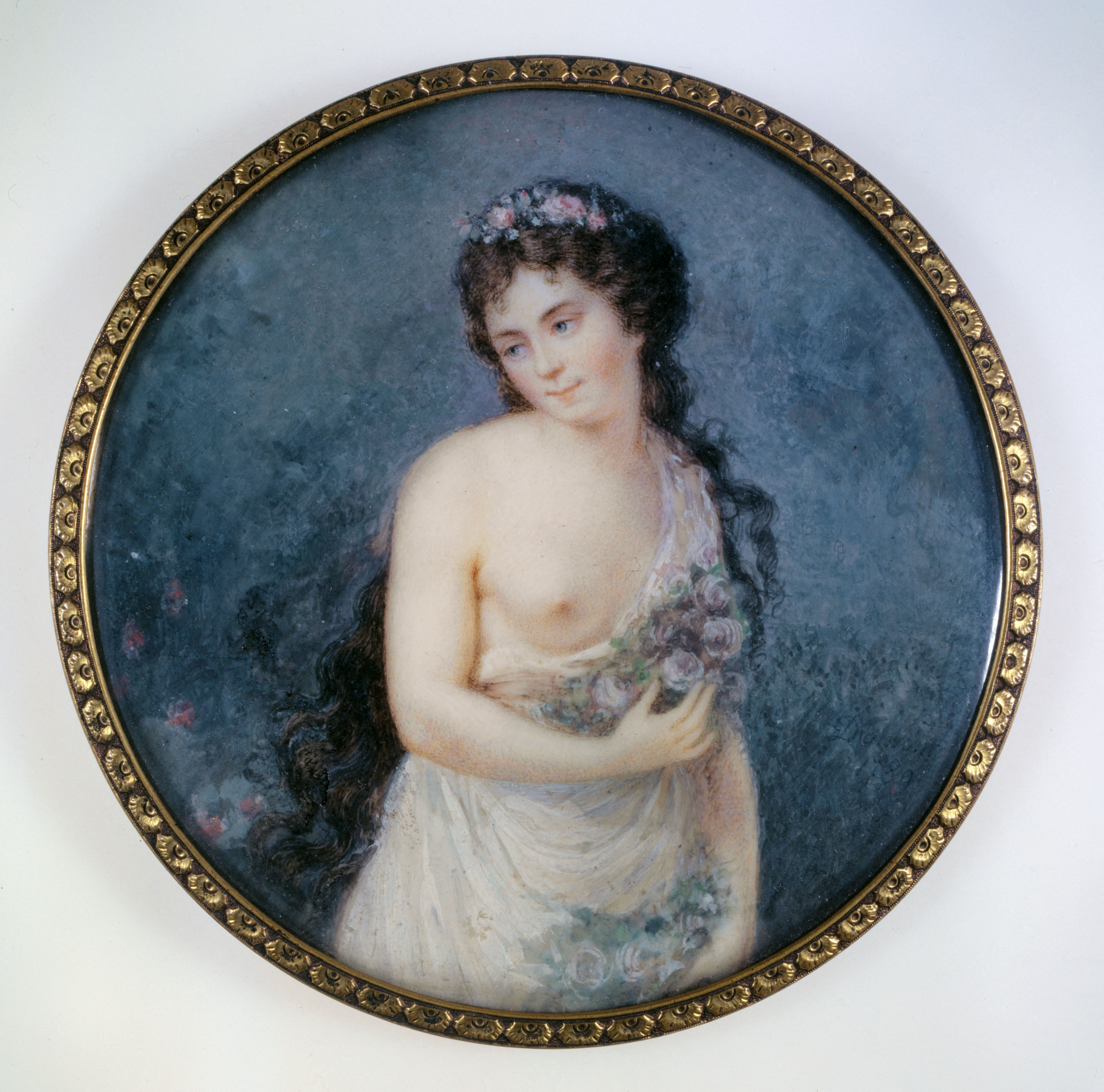 Ecole française, Portrait d'une jeune femme brune en Flore