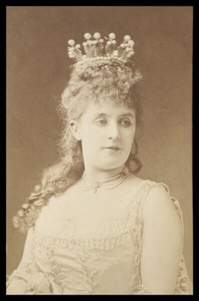 London Stereoscopic and Photographic Company, Guy Little Theatrical Photograph