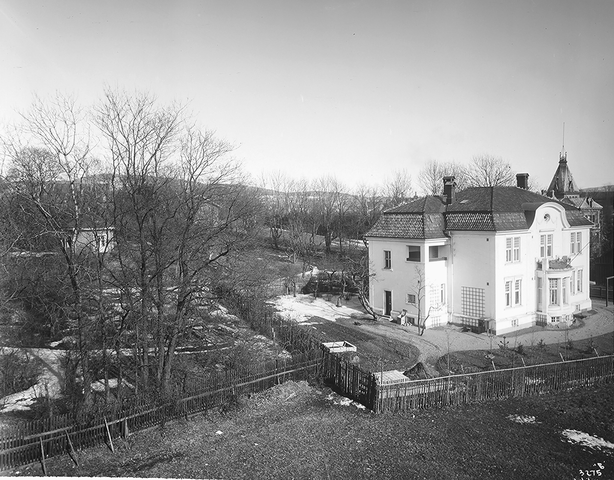 Anders Beer Wilse, Prot: Salomons Villa for Advokat Roll