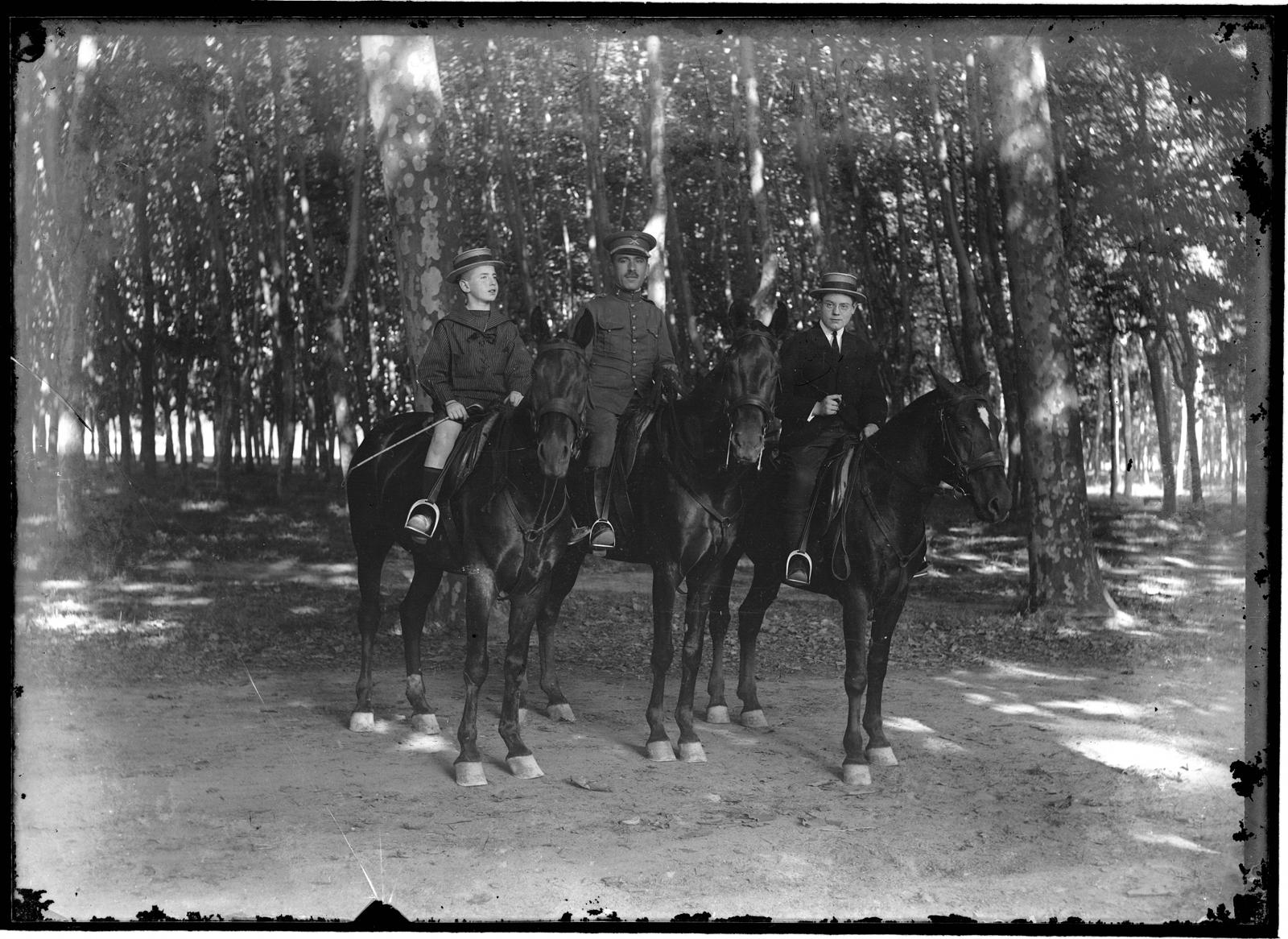 Desconegut, [Retrat muntant a cavall]