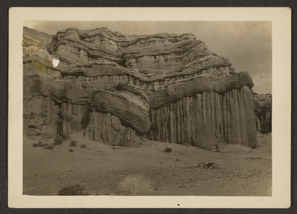 Louis Fleckenstein, [Red Rock Canyon]