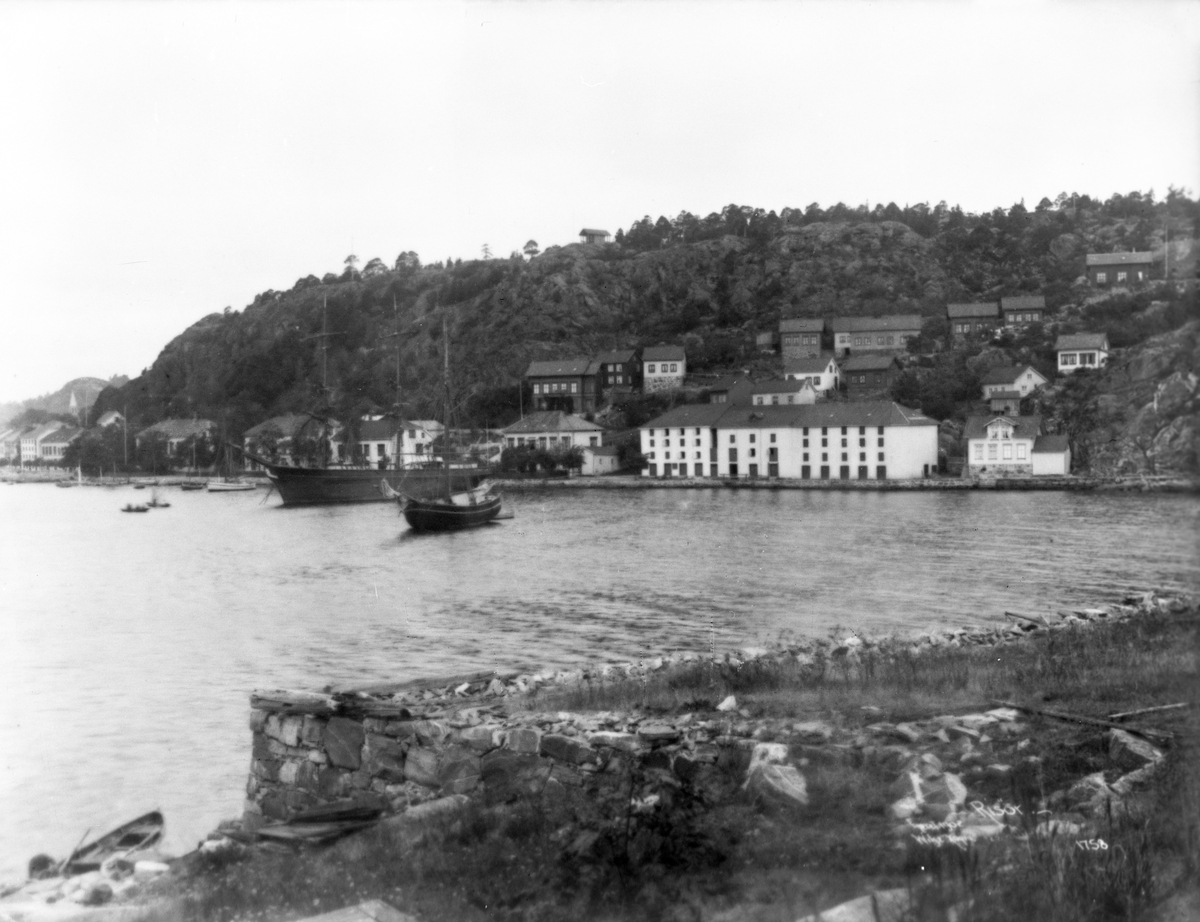 Anders Beer Wilse, Prot: Risør - Panorama 1. Aug. 1902