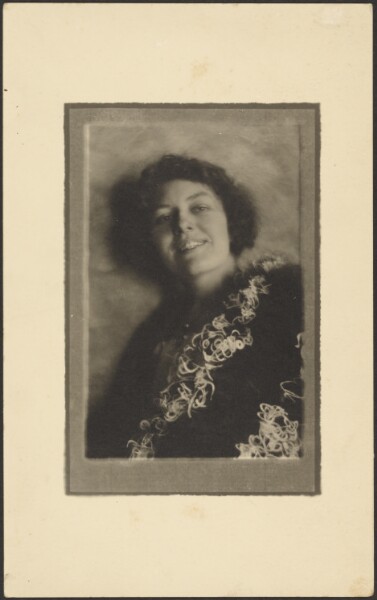 Louis Fleckenstein, [Photograph of a Portrait of a Woman with Light Effect]