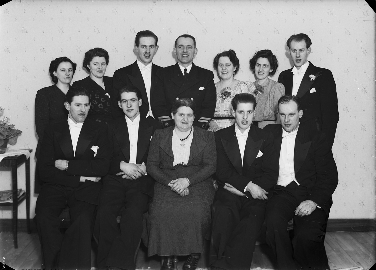Skötsner-Edhlund, Grupporträtt, Östhammar, Uppland