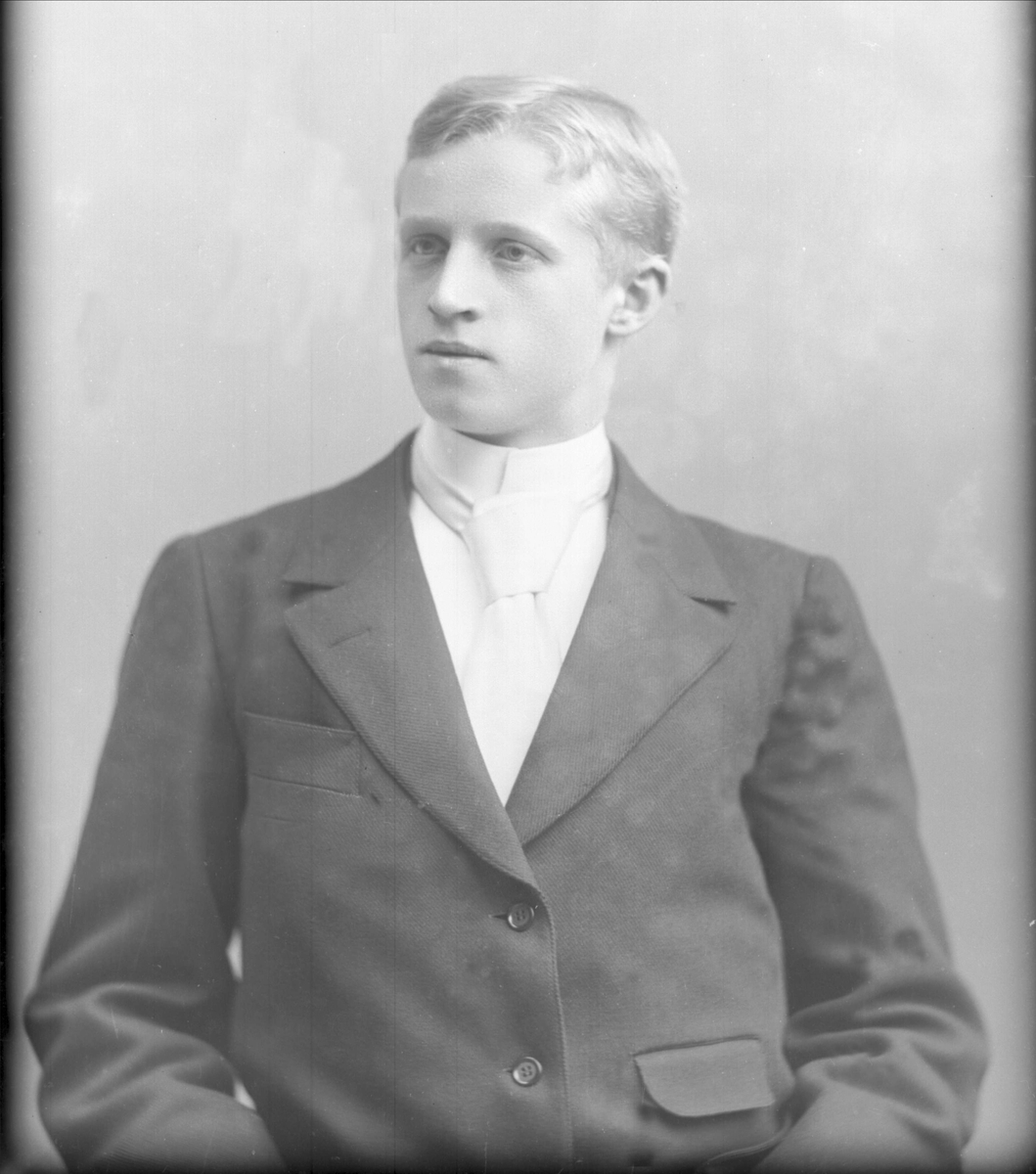 Gustav Borgen, NFB.22681
