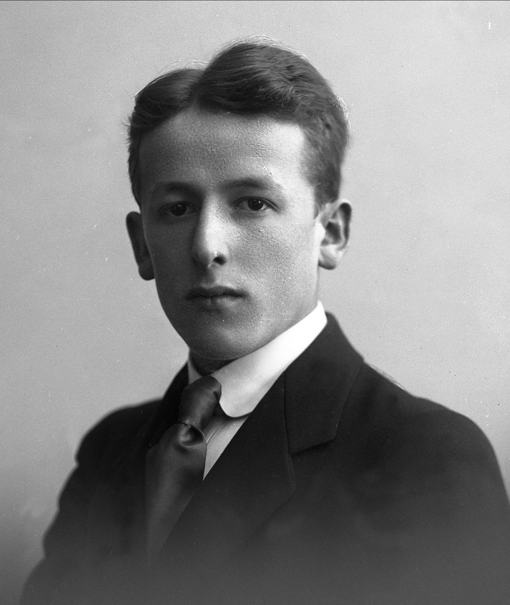 Gustav Borgen, NFB.40997