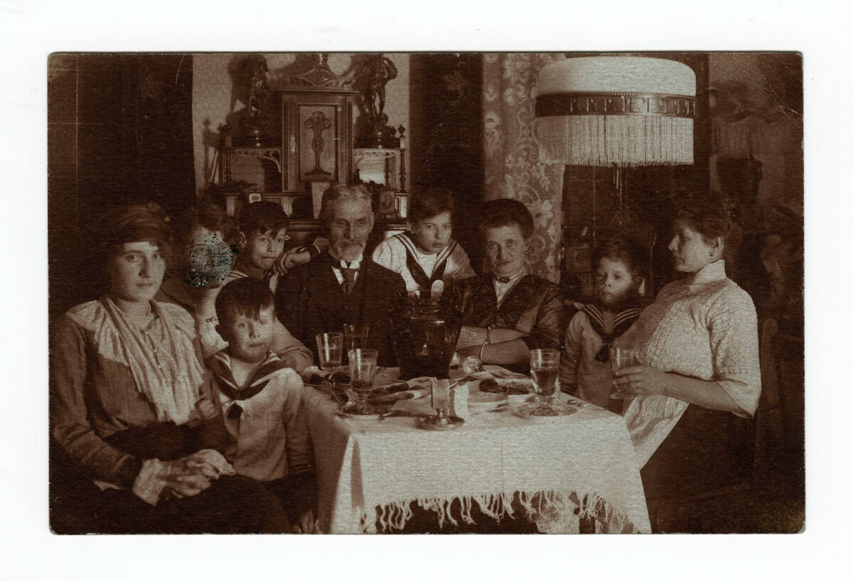 Anonym, Fotografie der Familien Harms und Erdmann