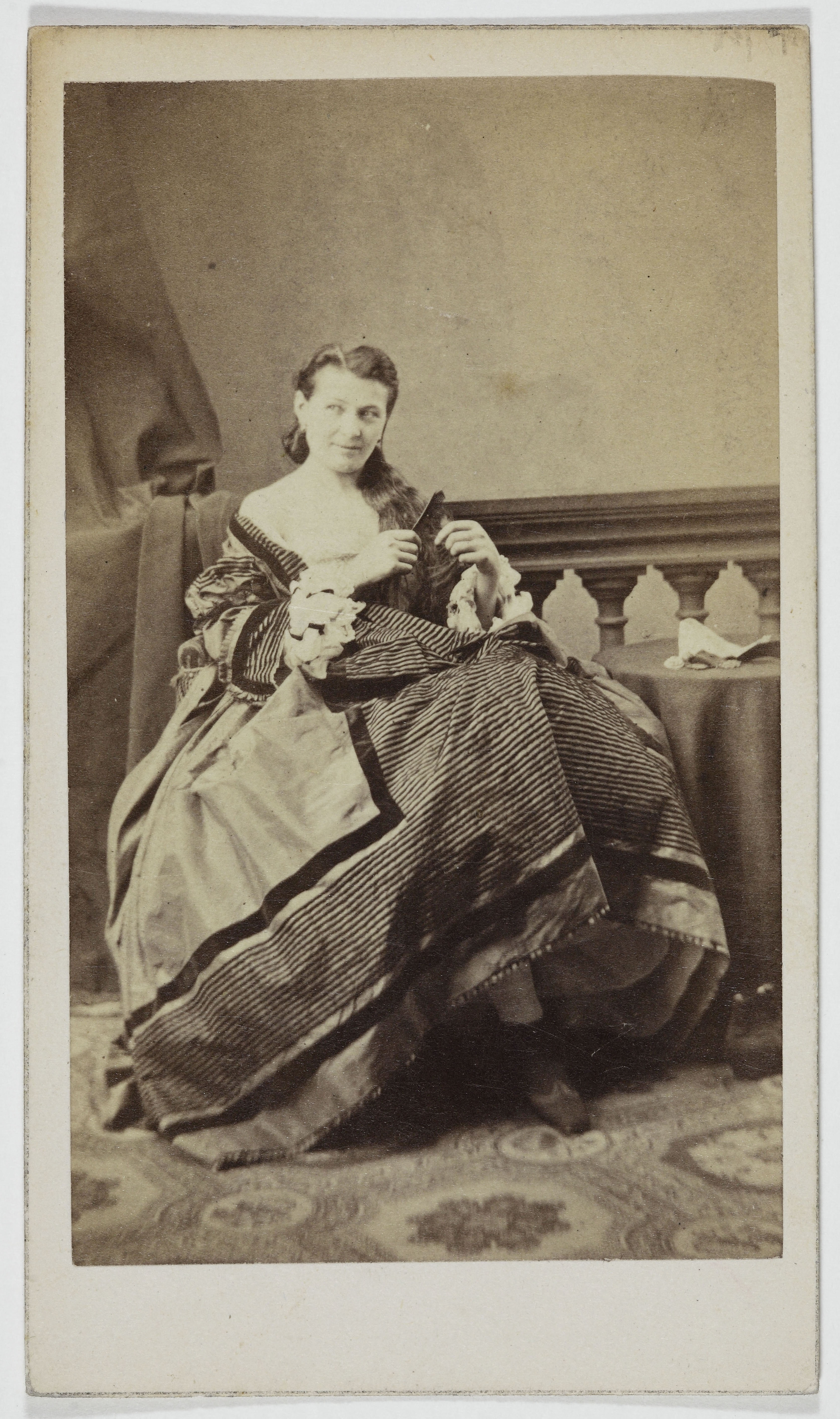 Anonyme, Portrait d'Alphonsine, (actrice)